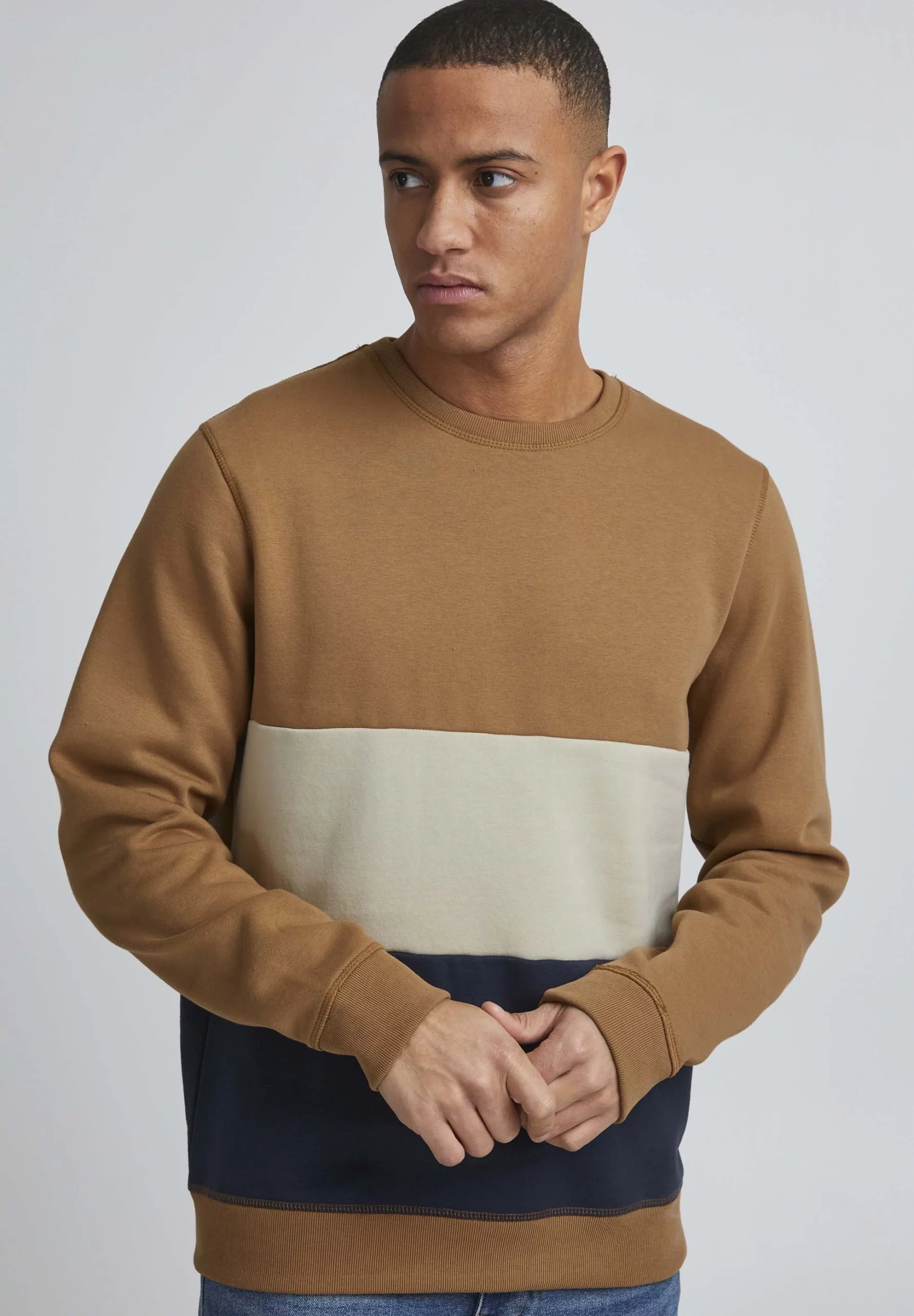 Blend Ventas -Blend Ventas 25ee6259fb124b7b9f60ce96e7aaa864 scaled